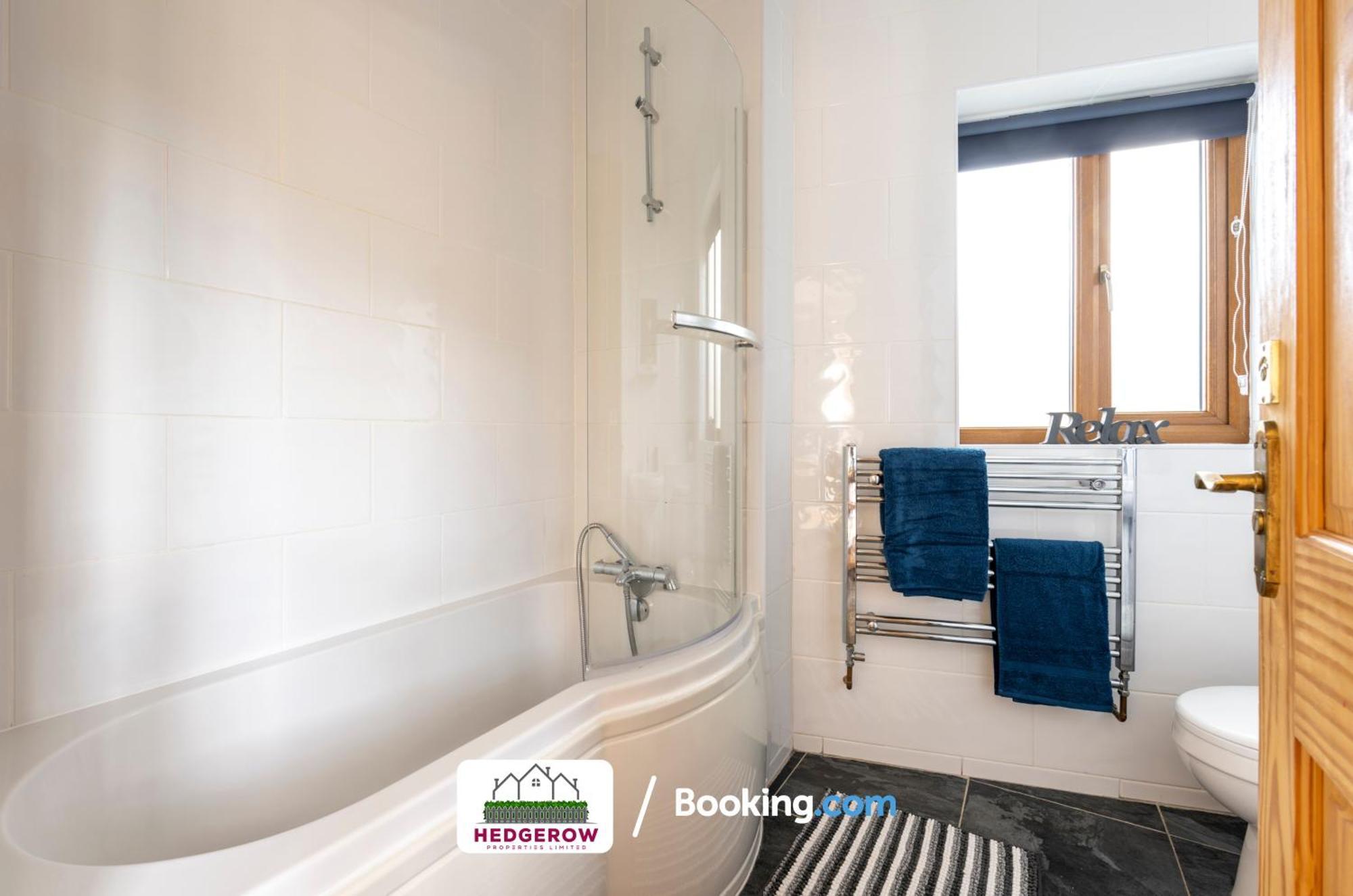 Secure 2-Bed Escape For 6 With Tranquil Garden L Special Deals L Last-Minute Deals L トルーロー エクステリア 写真